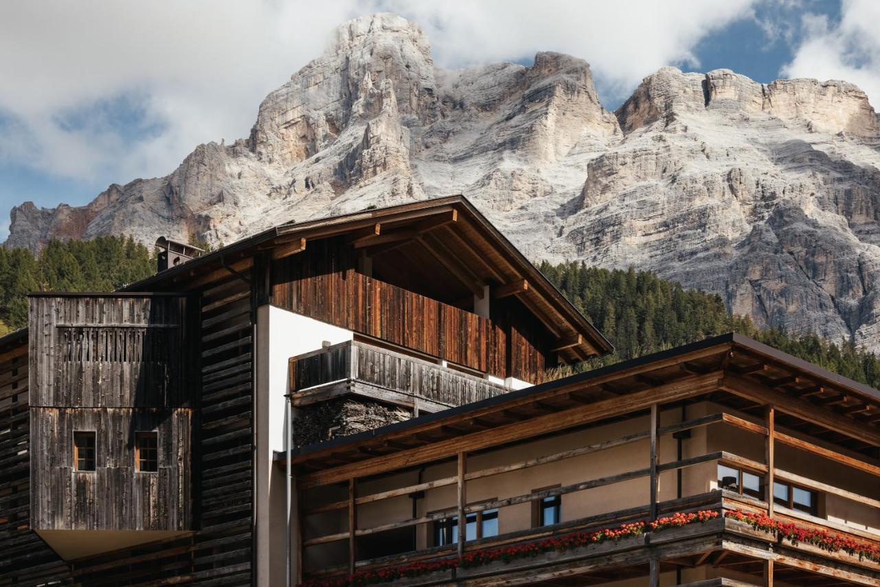 Lagacio Hotel Mountain Residence San Cassiano  Ngoại thất bức ảnh