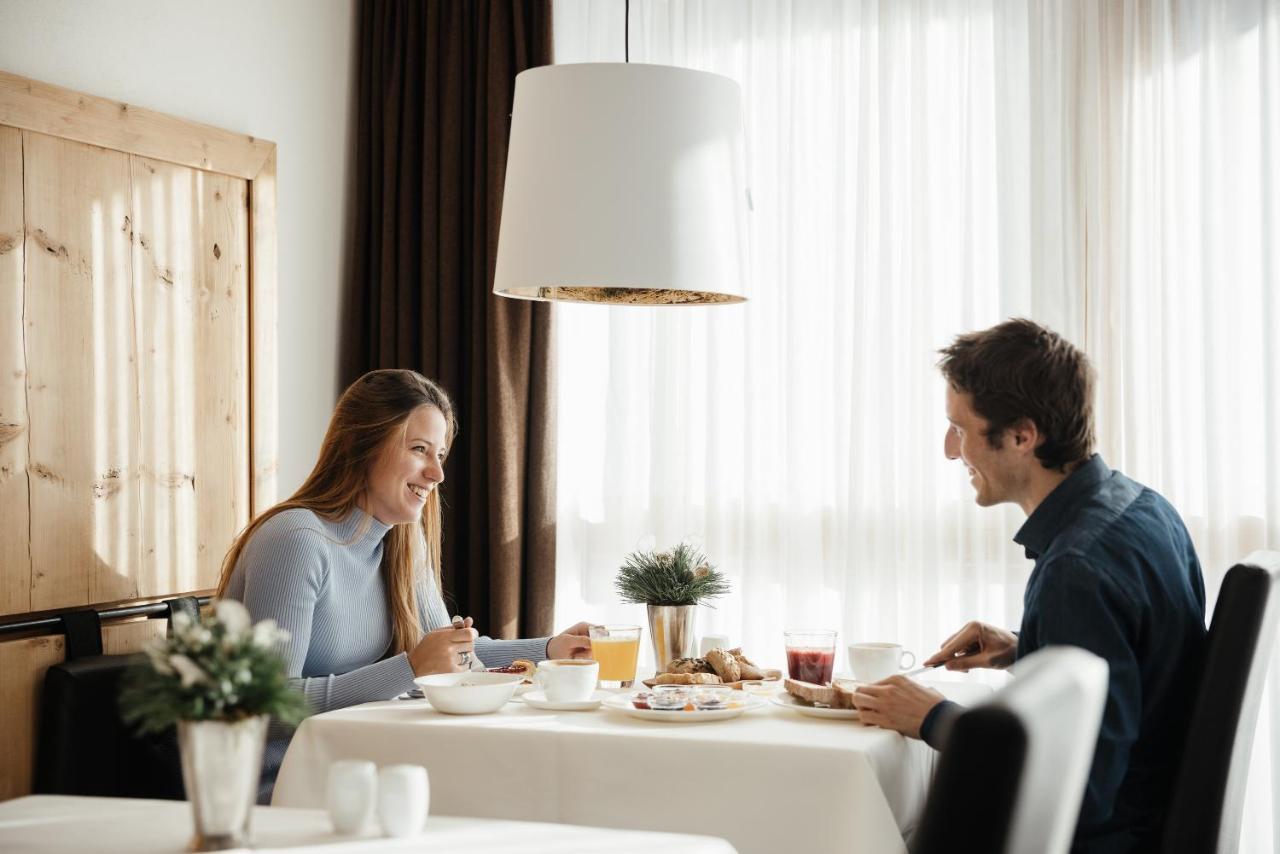 Lagacio Hotel Mountain Residence San Cassiano  Ngoại thất bức ảnh